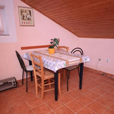 With A Parking Space Banjole, - 7242